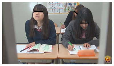 便所盗撮ピクチャ10